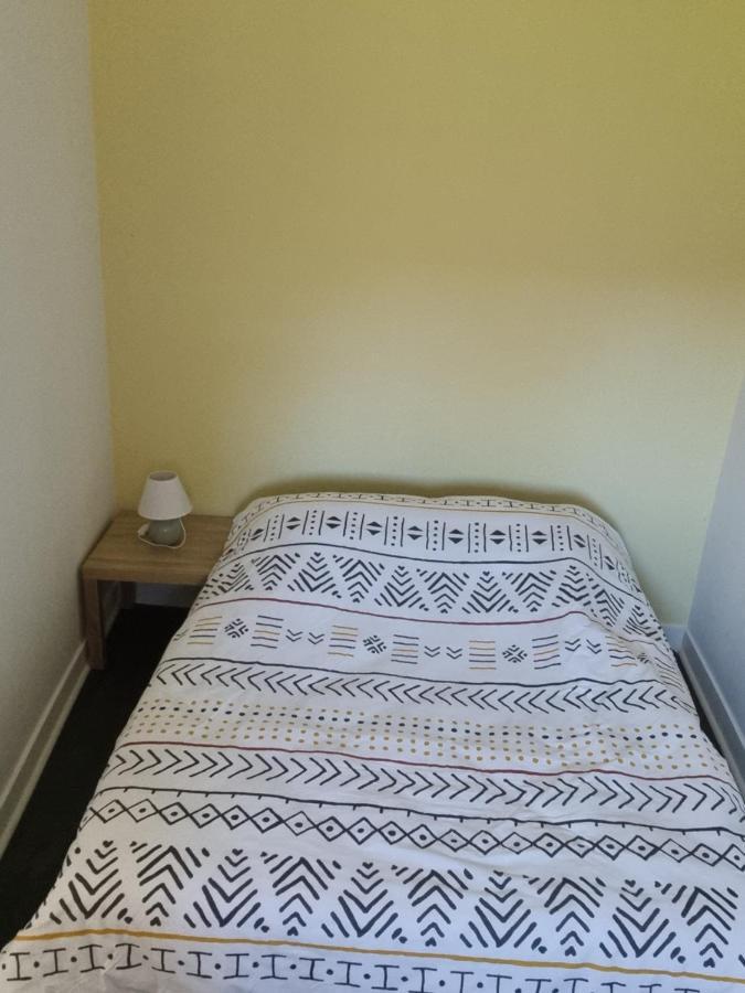 Petite Maison Cocooning Brigueuil Extérieur photo