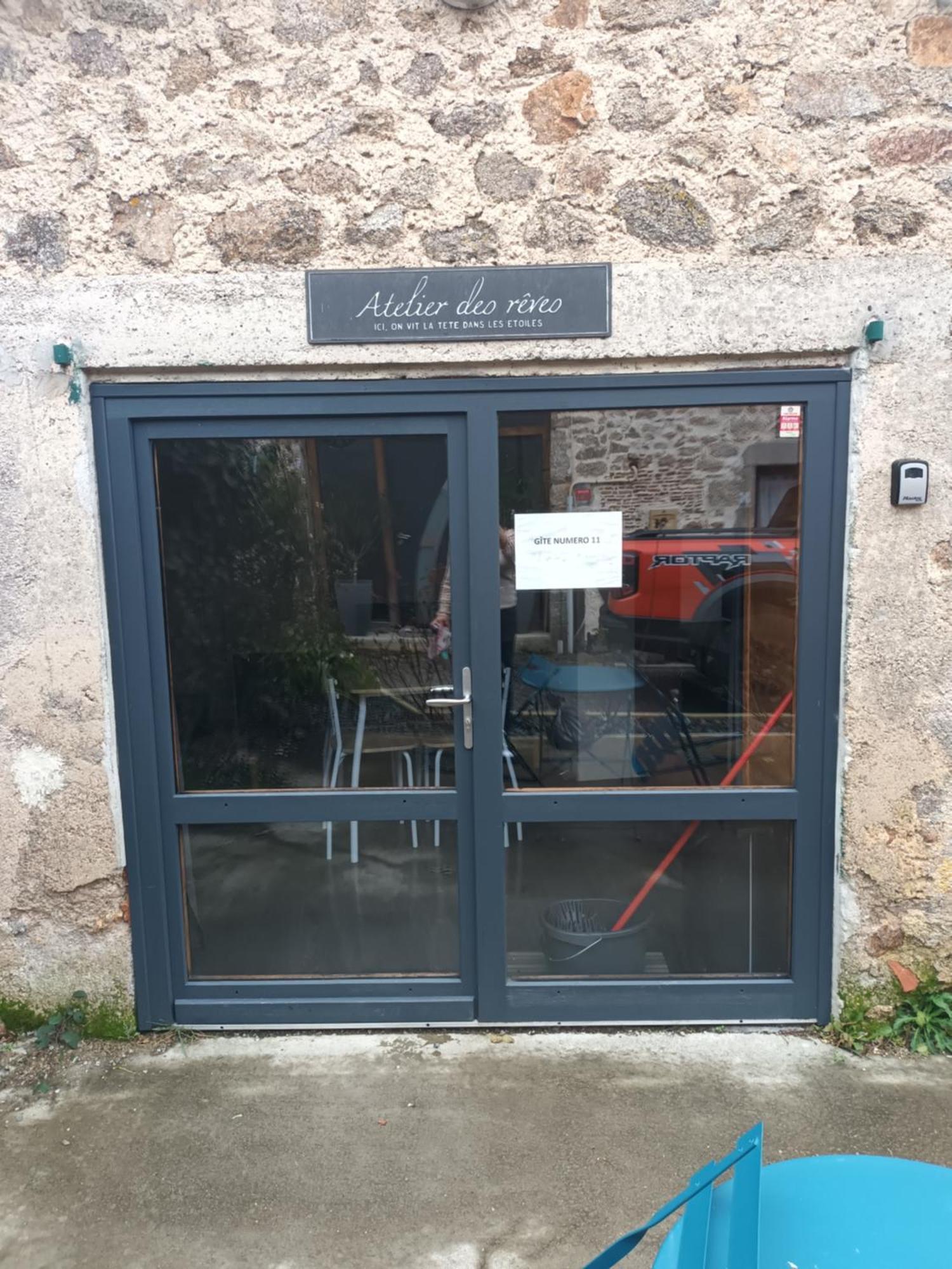 Petite Maison Cocooning Brigueuil Extérieur photo
